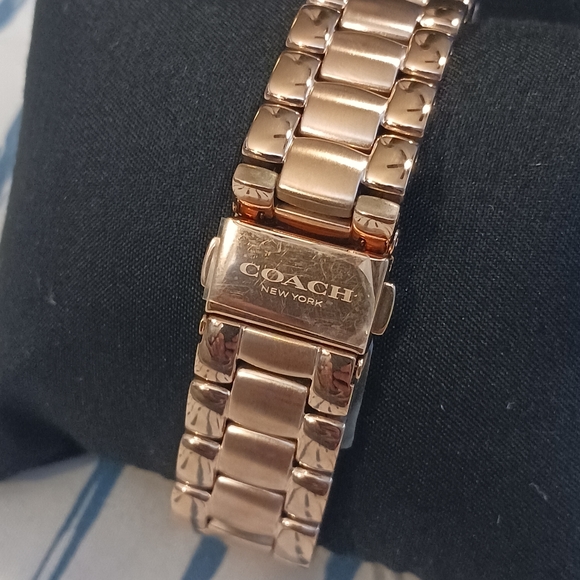 NWT! Rose Gold COACH Watch - Picture 10 of 14